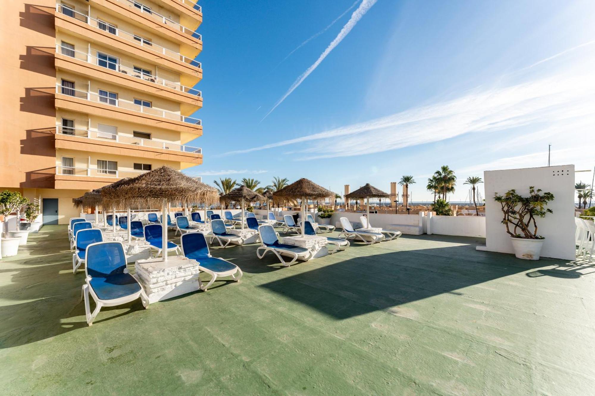 Pyr Studio Apt Partial Seaview Фуeнхирола Екстериор снимка
