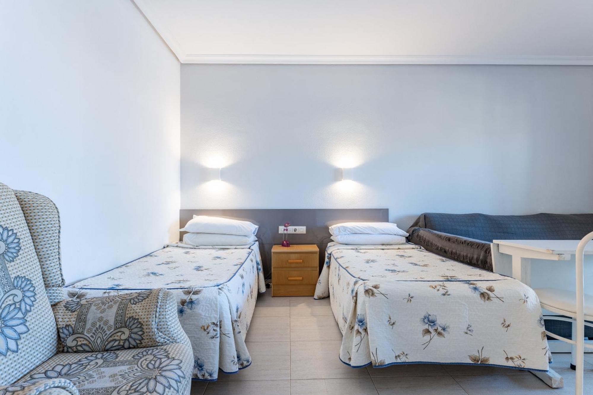 Pyr Studio Apt Partial Seaview Фуeнхирола Екстериор снимка